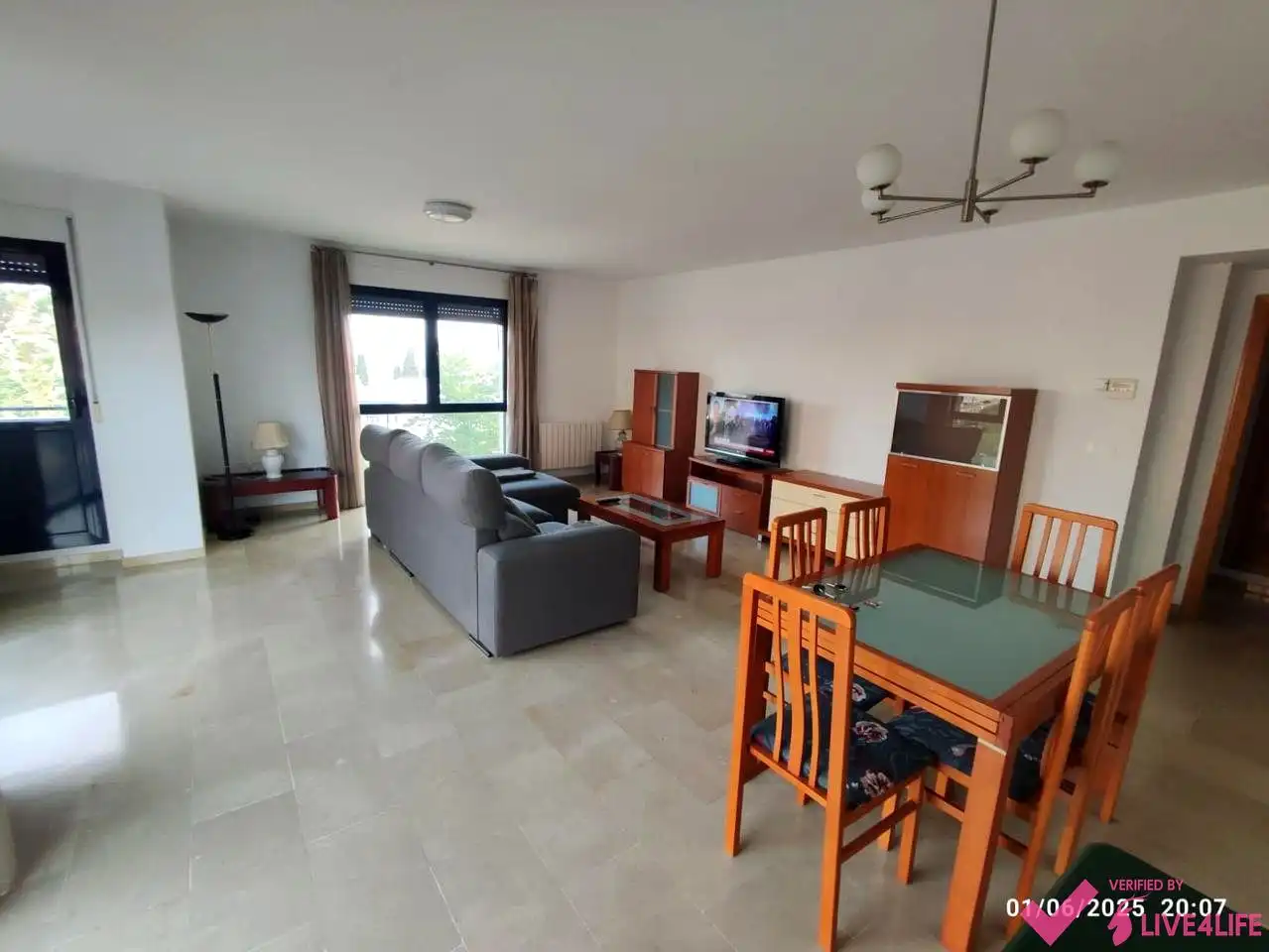 Flat with terrace to rent in De Ronda, imagen 2