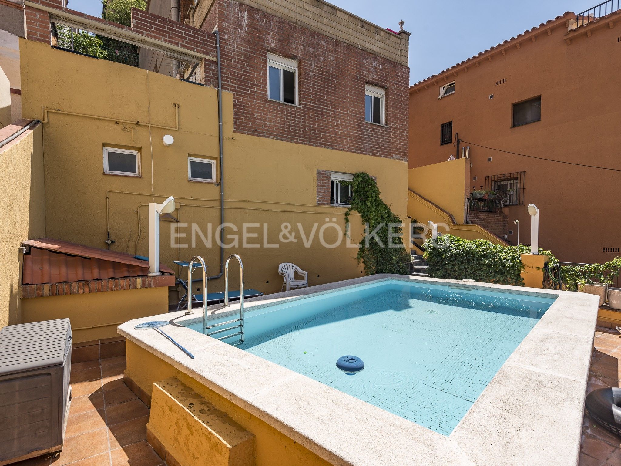 Piscina de Casa o chalet en venta en  Barcelona Capital con Calefacción, Terraza y Piscina