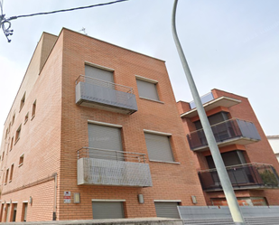 Vista exterior de Pis en venda en Cerdanyola del Vallès