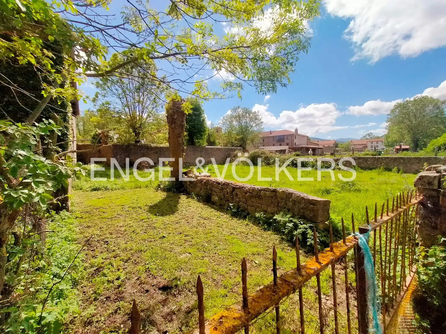 Houses for sale in Hermandad de Campoo de Suso  with Heating and Private garden