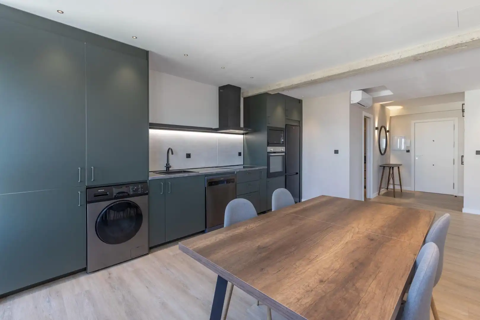 Flat with lift for sale in Calle Alejandro Dumas 1, imagen 2