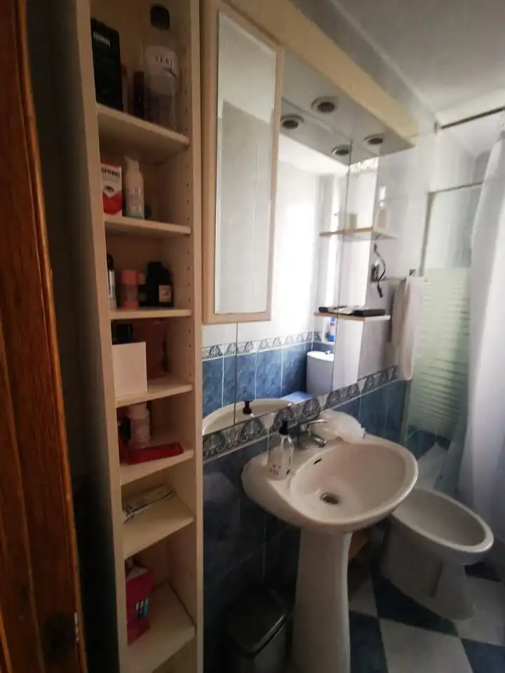 Piso de alquiler en Calle del Mesón de Paredes, Embajadores - Lavapiés