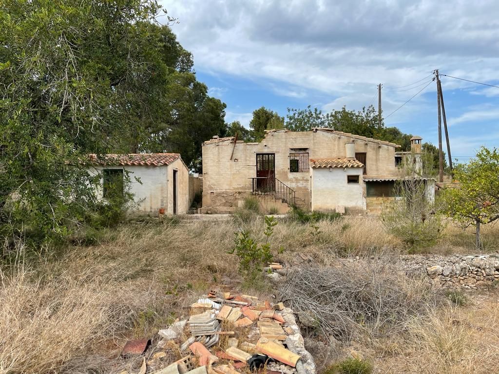 Country house for sale in Roquetes