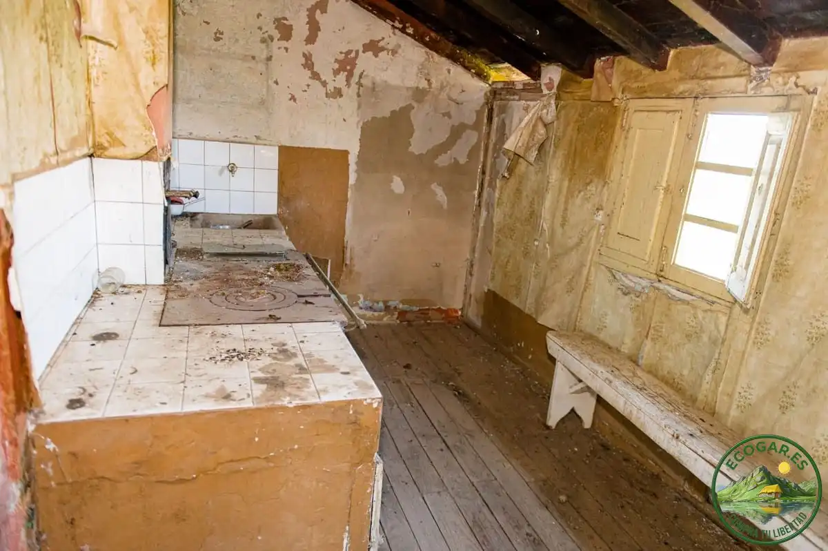 Cuina de Casa o xalet en venda en Corullón