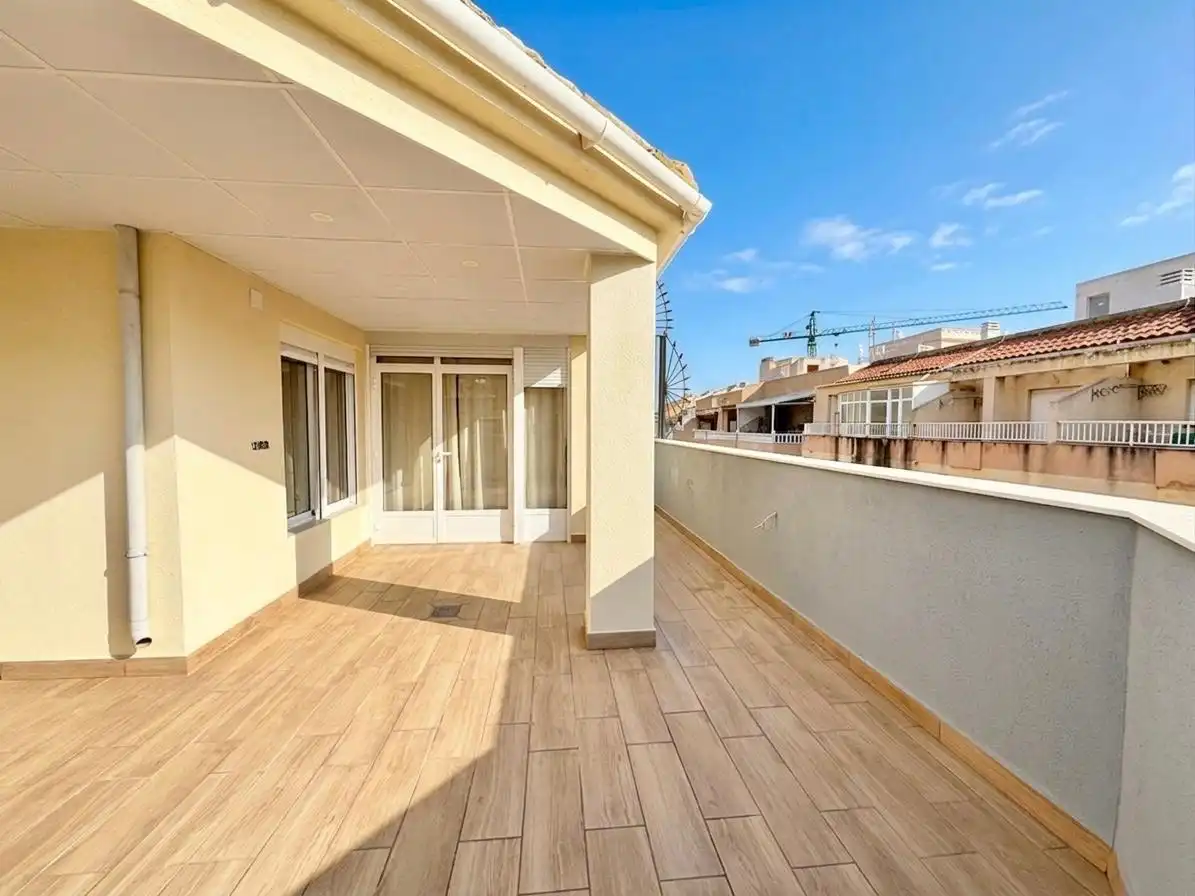Flat with lift to rent in Playa del Cura, imagen 3