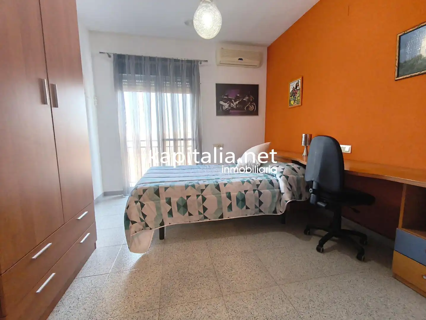 Bedroom of Flat for sale in Otos