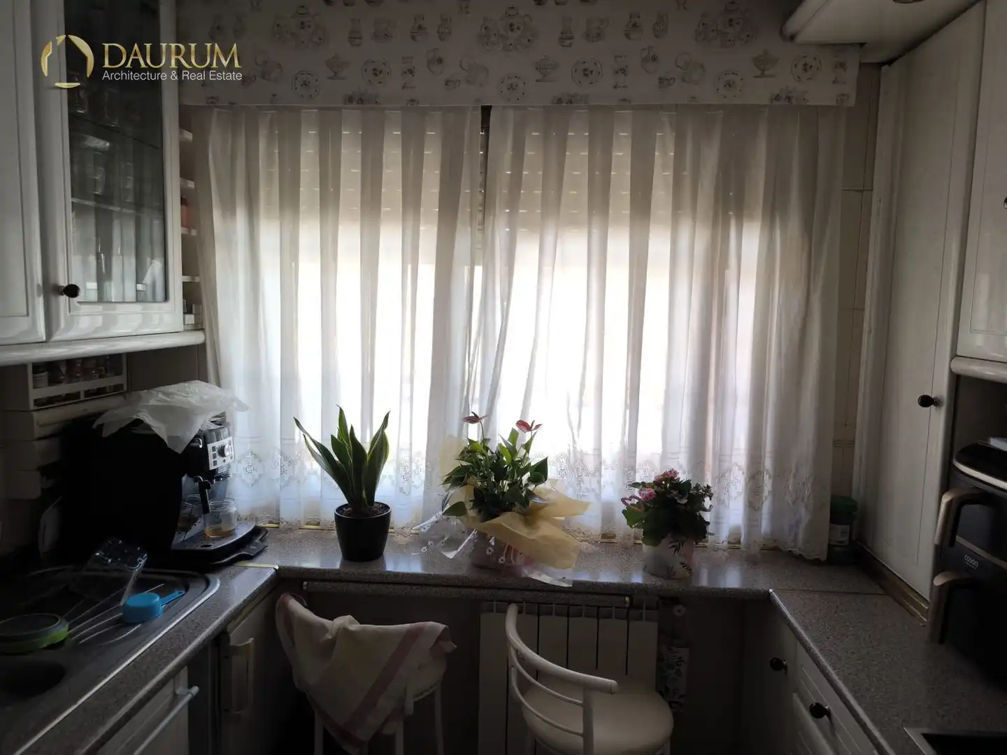Cuina de Casa adosada en venda en Fuenlabrada amb Aire condicionat, Calefacció i Jardí privat