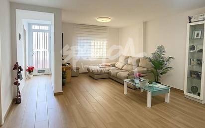 Living room of Single-family semi-detached for sale in Vila-real  with Air Conditioner, Heating and Terrace