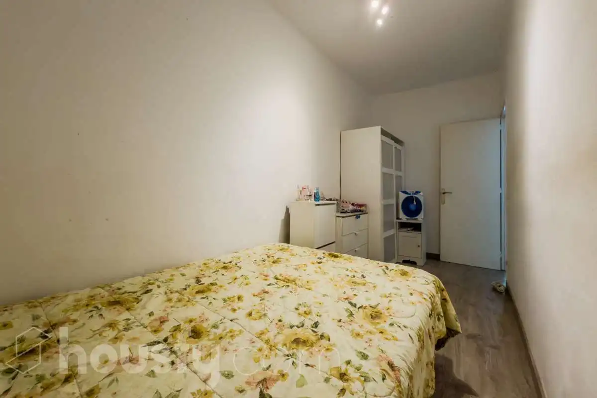 Bedroom of Flat for sale in Barcelona  with Heating, Terrace and Furnished