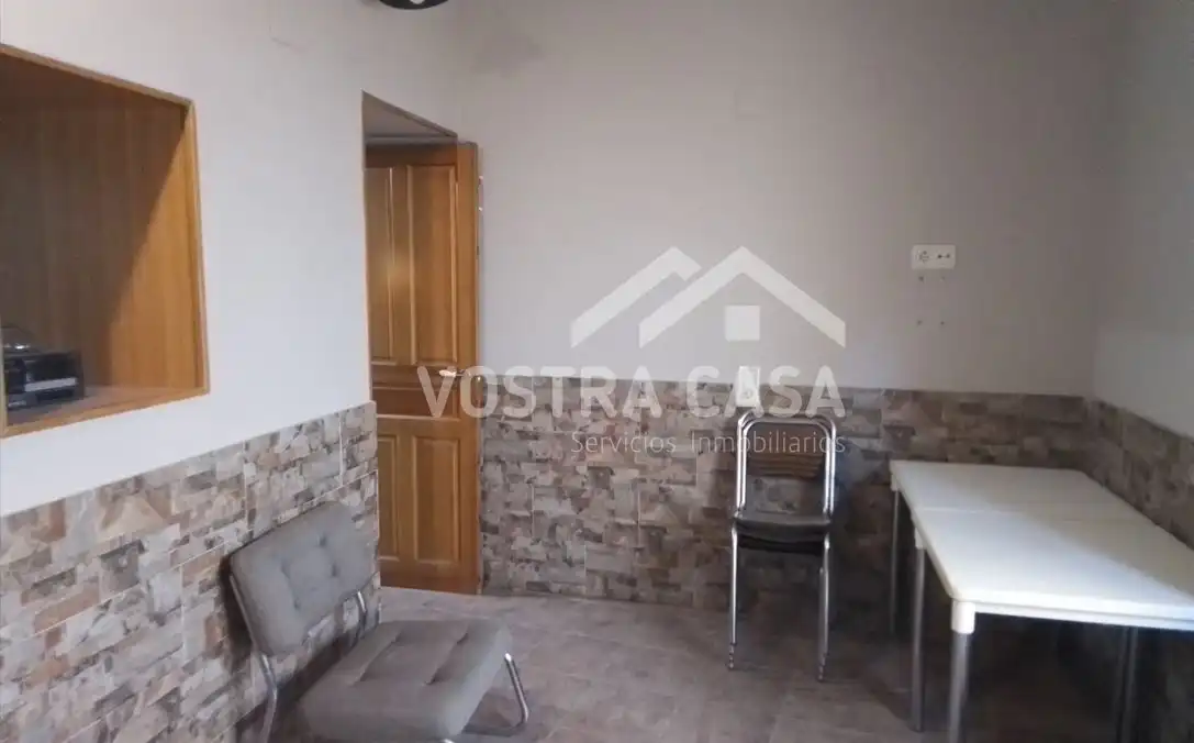 Detached homes for sale in Requena  with Air Conditioner, Heating and Alarm