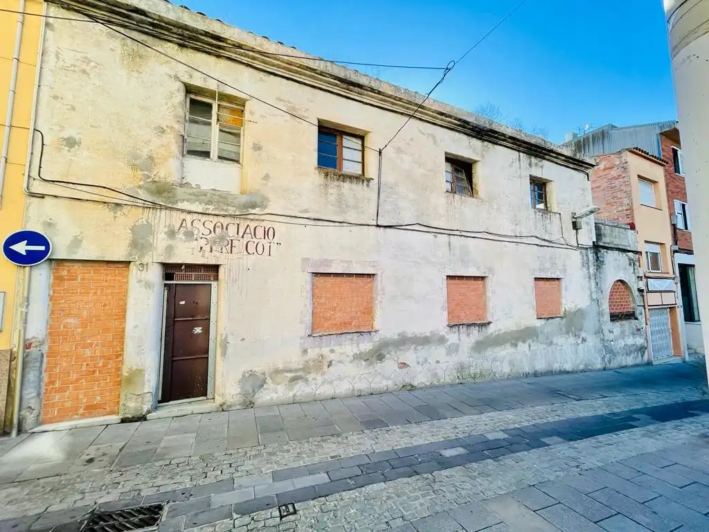 Vista exterior de Casa adosada en venda en Tordera amb Terrassa