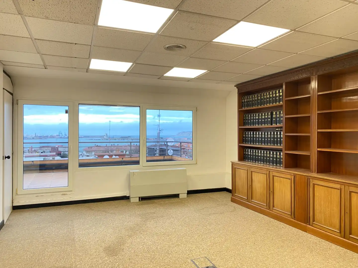 Office for sale in Getxo   with Air Conditioner, Heating and Terrace