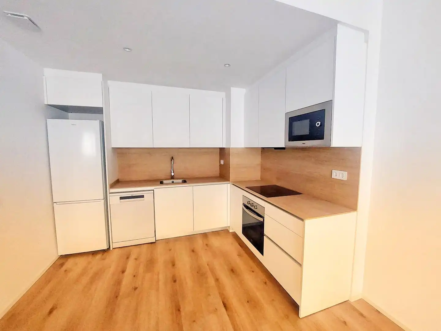Cocina de Piso de alquiler en Tarragona con Aire acondicionado, Calefacción y Parquet