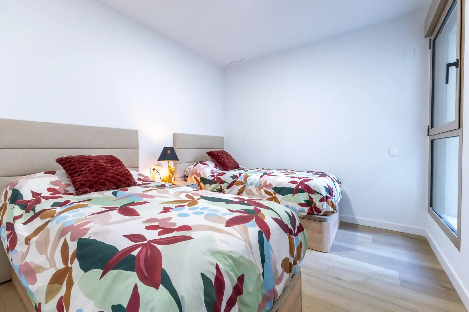 Habitación de Apartamento en venta en El Puig de Santa Maria con Aire acondicionado, Calefacción y Amueblado