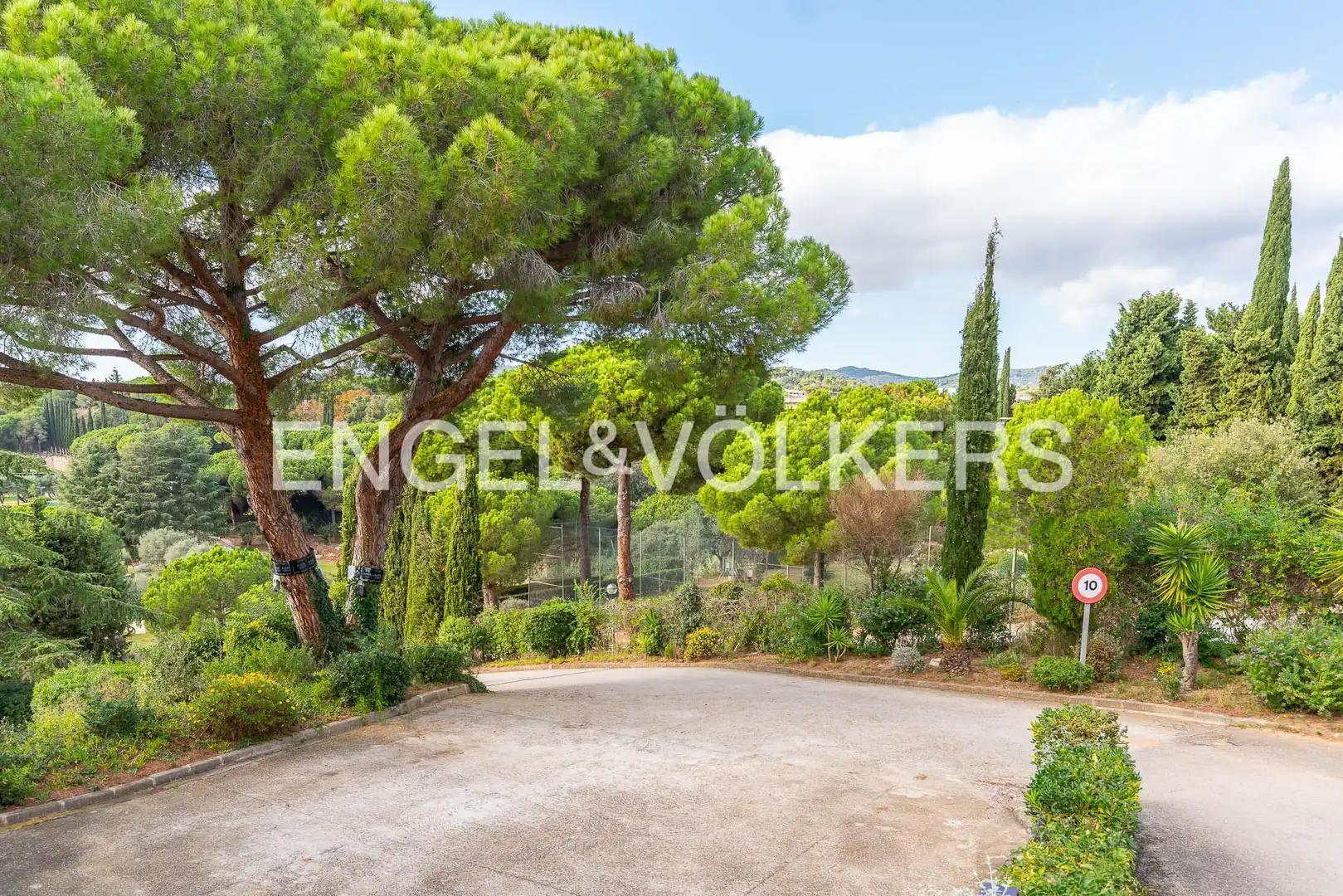 Außenansicht von Wohnung zum Verkauf in Sant Vicenç de Montalt mit Heizung, Terrasse und Balkon