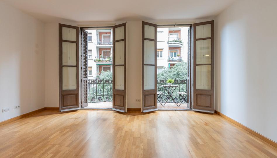 Photo 1 of Flat for sale in Carrer de Calàbria, Sant Antoni, Barcelona