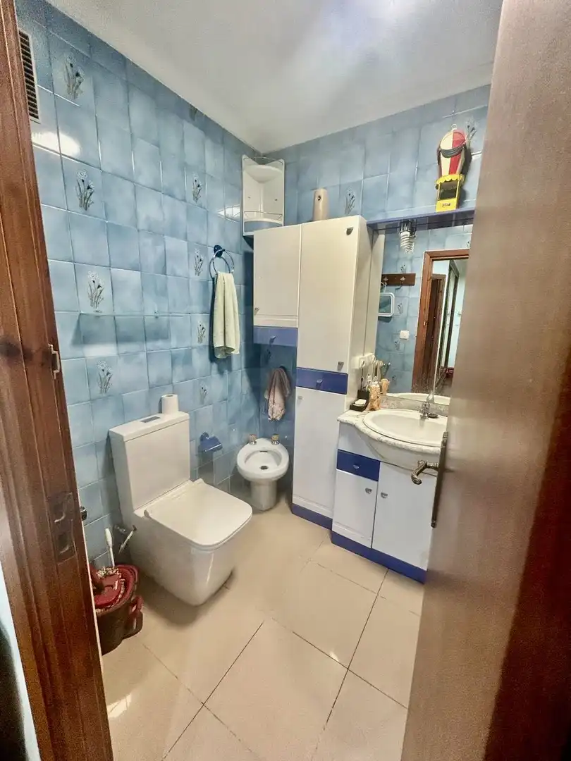 Baño de Piso en venta en La Bañeza  con Calefacción y Terraza