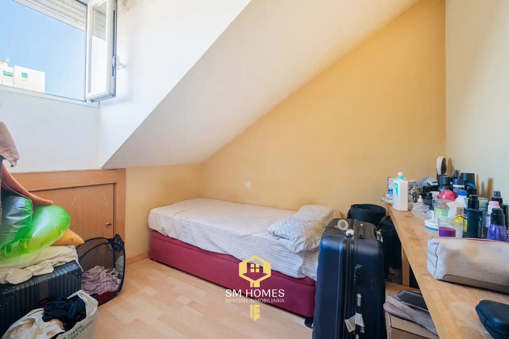 Schlafzimmer von Maisonette zum Verkauf in Coslada mit Klimaanlage und Heizung