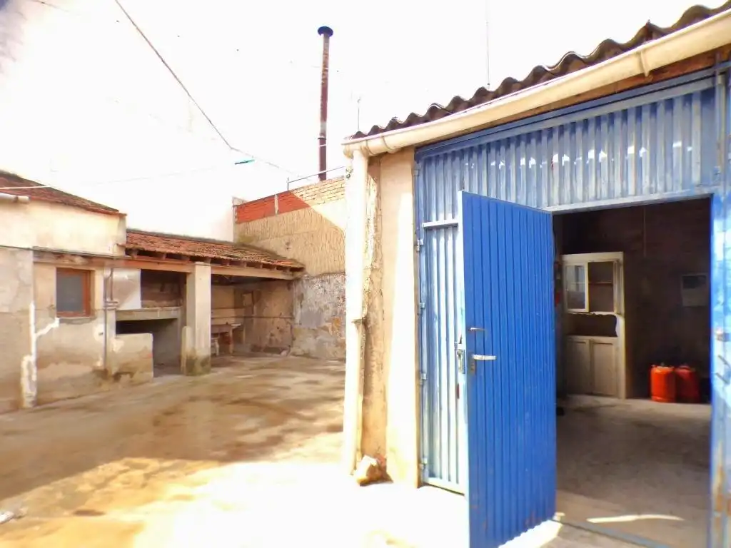 Vista exterior de Finca rústica en venda en Granja de Rocamora amb Jardí privat, Terrassa i Traster