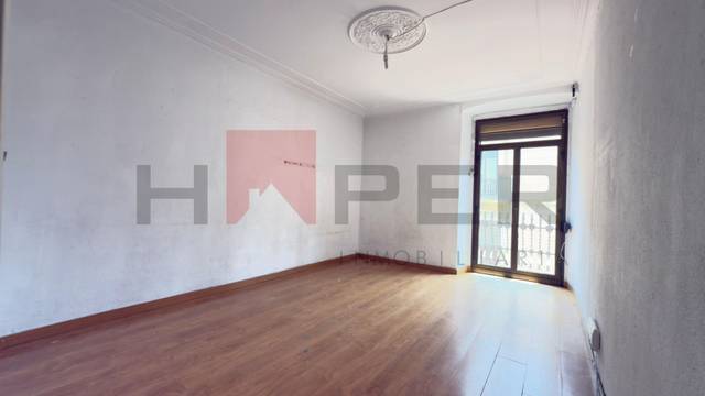 Piso en Venta en NOU DE LA RAMBLA en El Raval