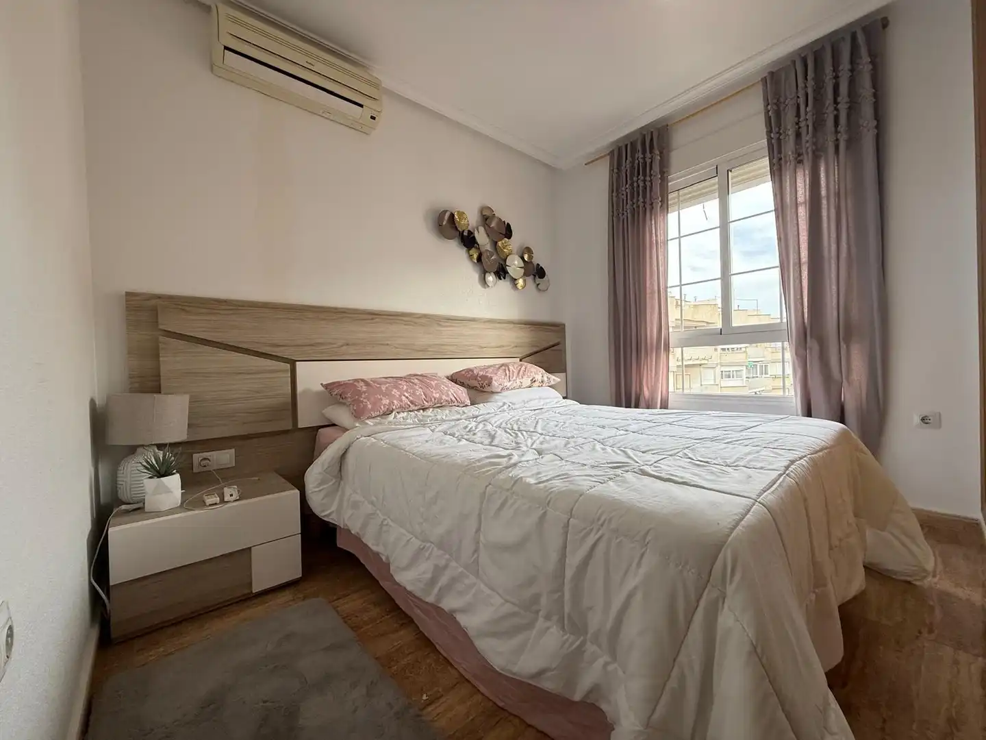 Habitación de Apartamento en venta en San Pedro del Pinatar con Aire acondicionado, Terraza y Balcón