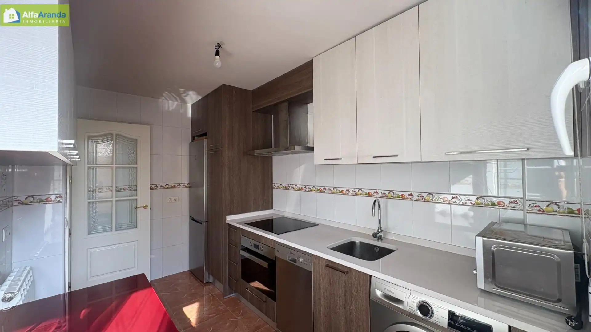 Cocina de Casa adosada en venta en Aranda de Duero con Calefacción y Terraza