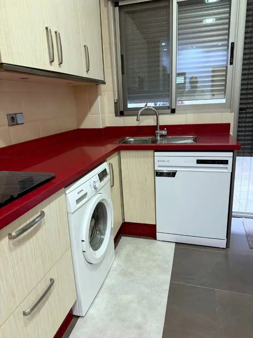Ground floor for rent in Ador, Valencia