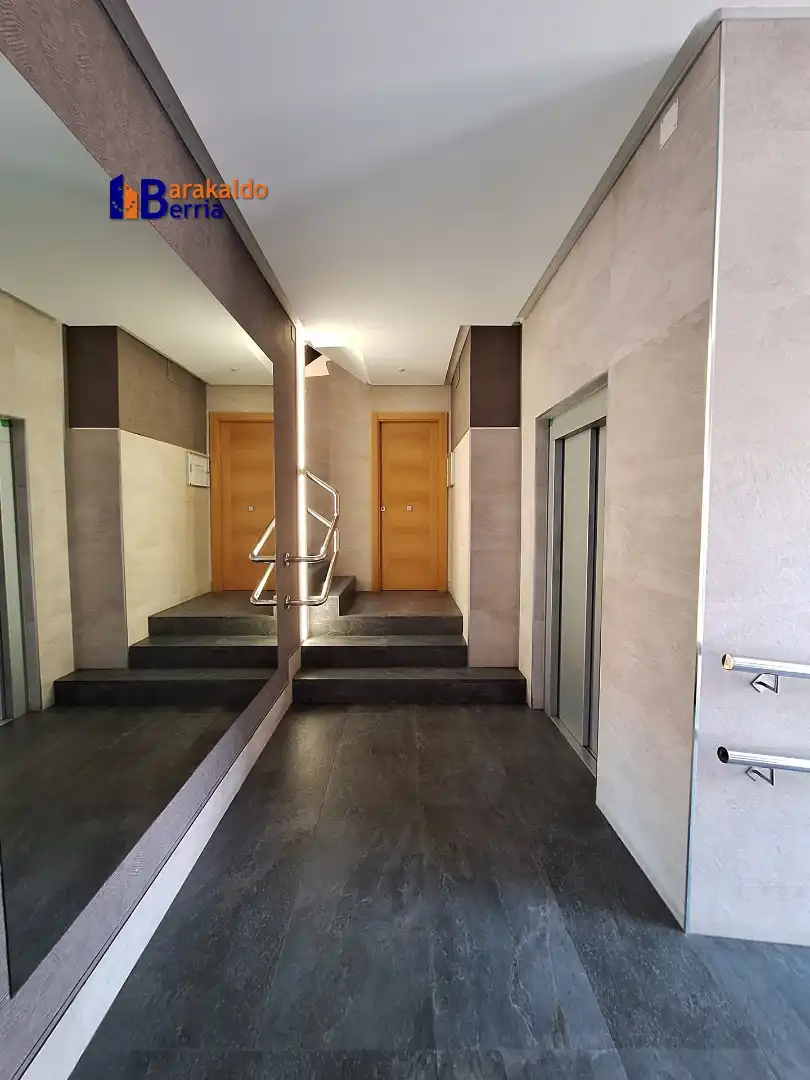 Flat with lift for sale in Granados Kalea, imagen 21