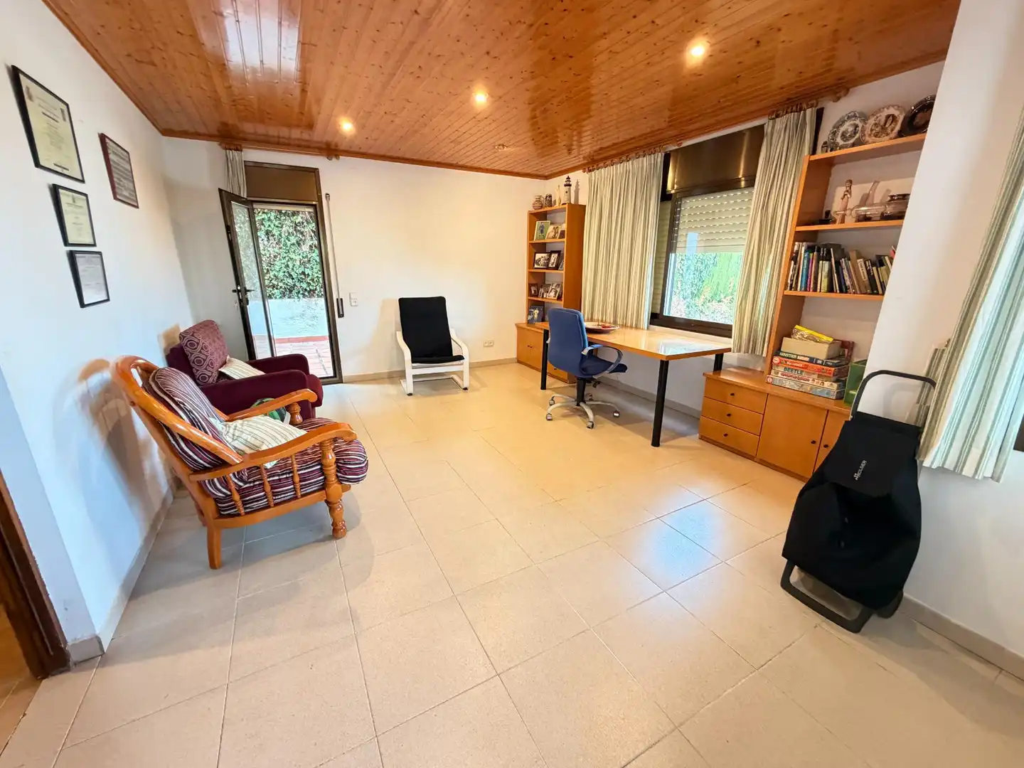 Detached homes for sale in Califòrnia - Santa Madrona  