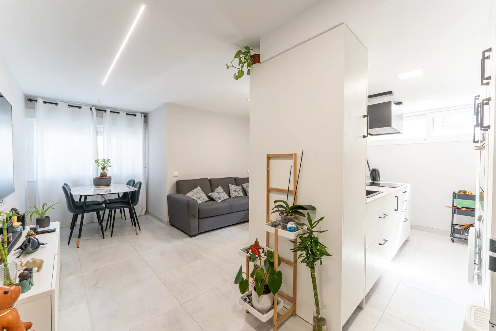 Living room of Flat for sale in Móstoles  with Air Conditioner, Heating and Oven