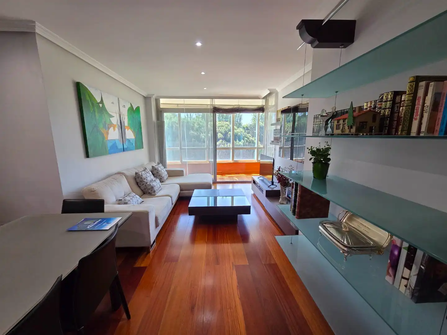 Wohnzimmer von Wohnung zum Verkauf in Burgos mit Heizung, Terrasse und Abstellraum