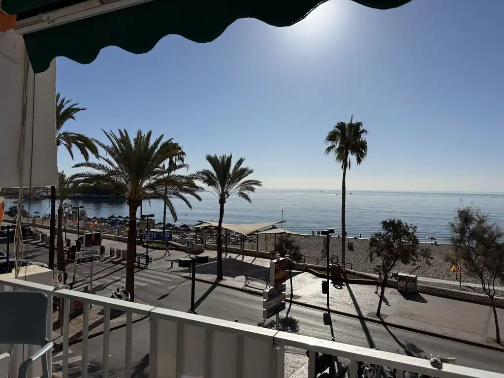 Appartement compact avec ascenseur à vendre à Puerto Deportivo