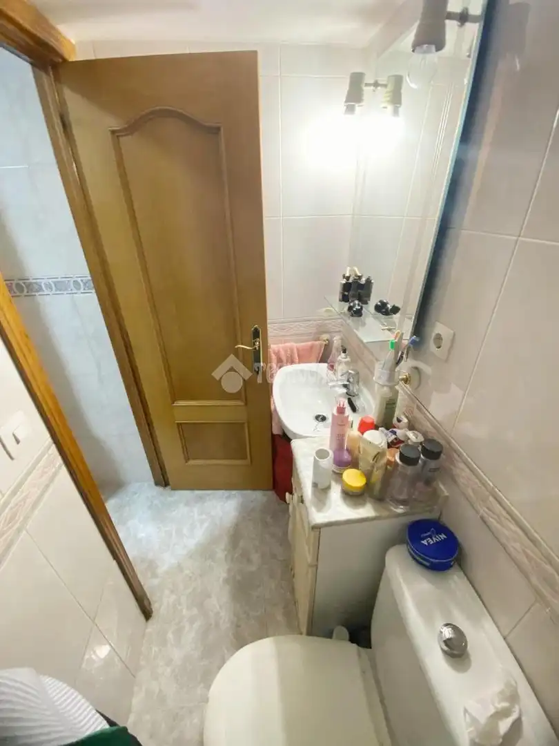 Baño de Piso en venta en Madrid con Aire acondicionado, Calefacción y Amueblado