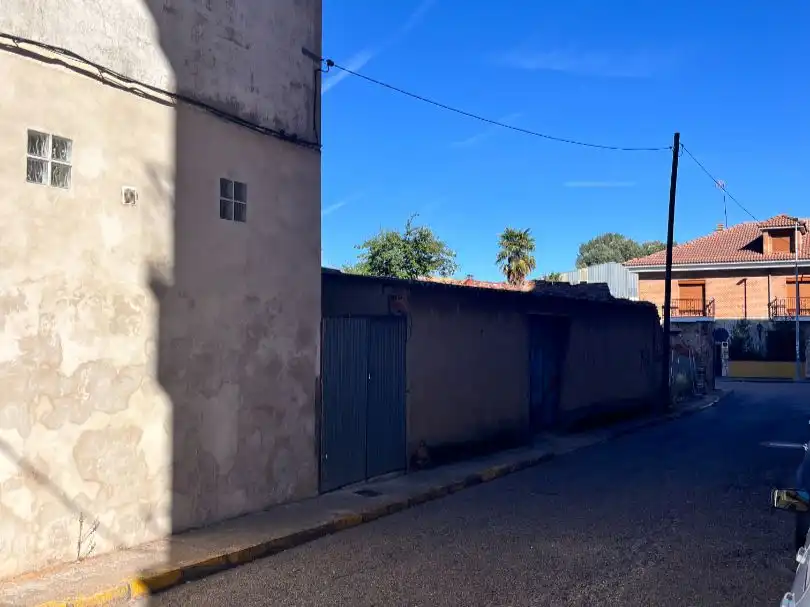 Residential land for sale in Calle Doctor Fleming 8