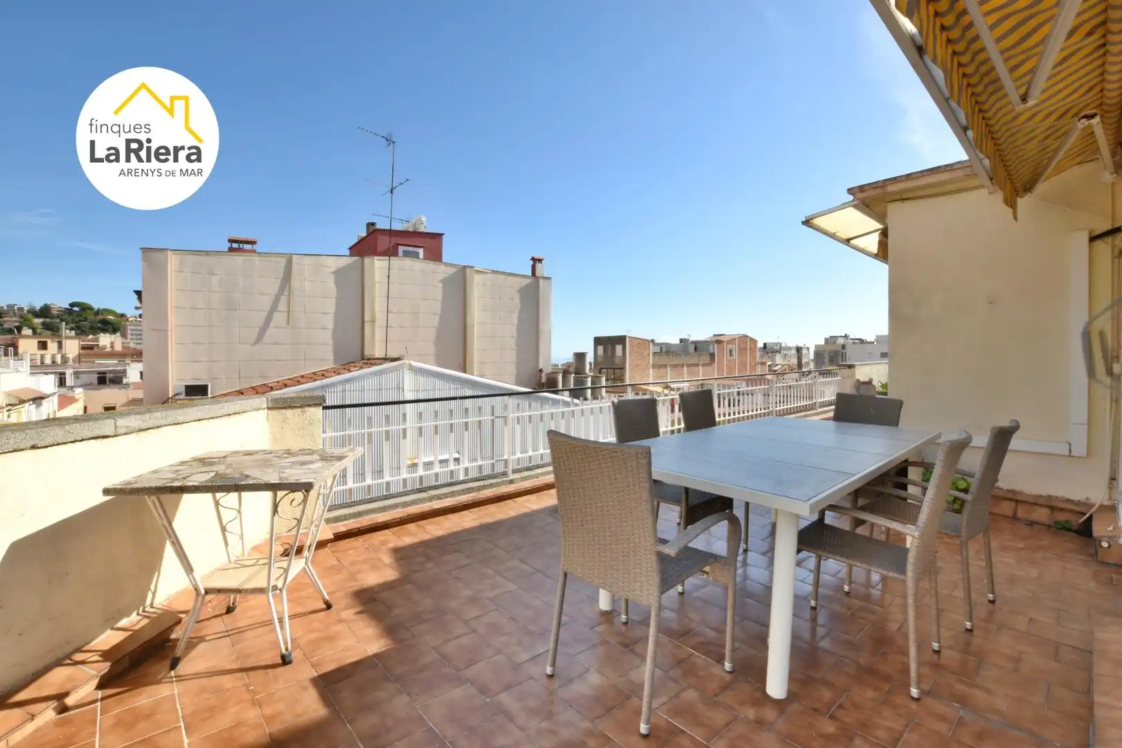 Terrasse von Wohnung zum Verkauf in Arenys de Mar mit Klimaanlage, Heizung und Terrasse