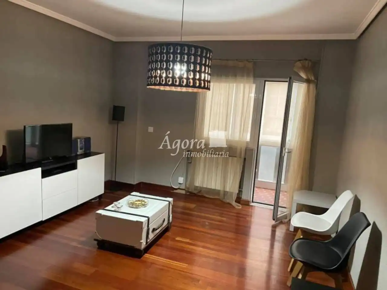 Sala de estar de Piso de alquiler en Valladolid con Calefacción, Parquet y Terraza