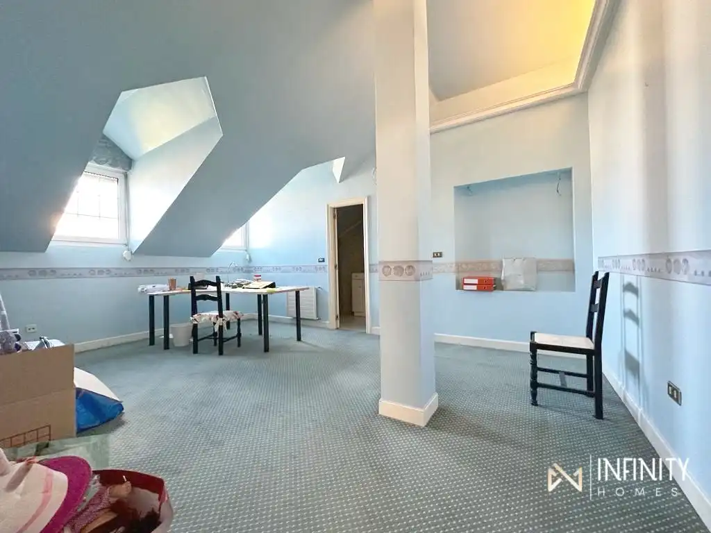 Dúplex en venta en Juan XXIII S S Plaza, Zurbaran