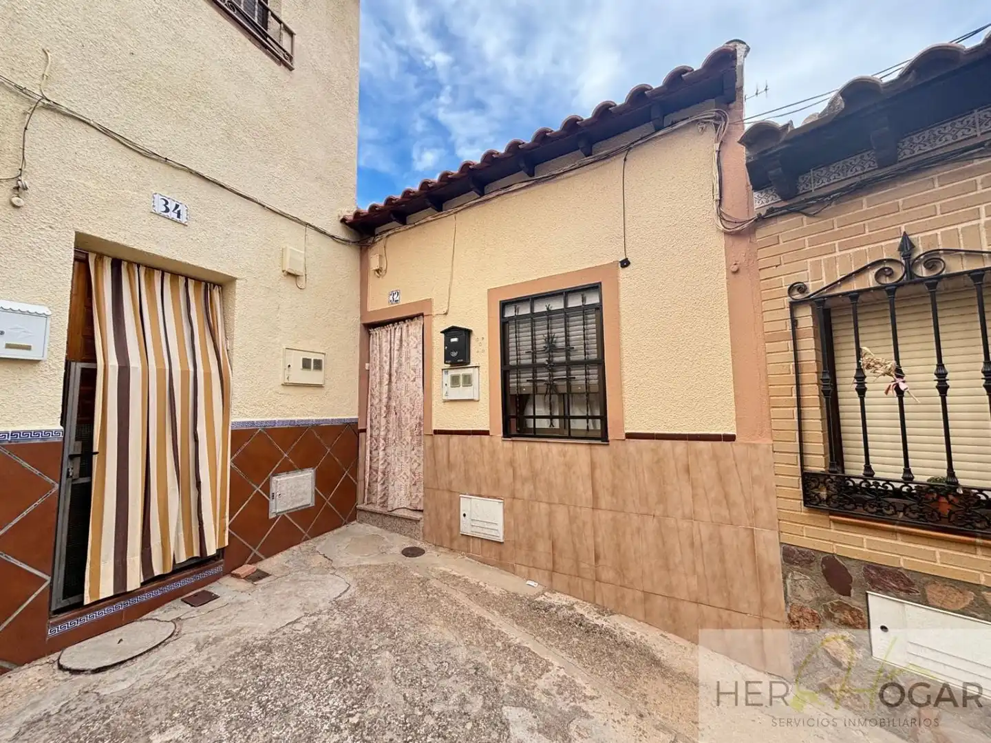 Exterior view of Houses for sale in Los Yébenes  with Air Conditioner, Heating and Terrace