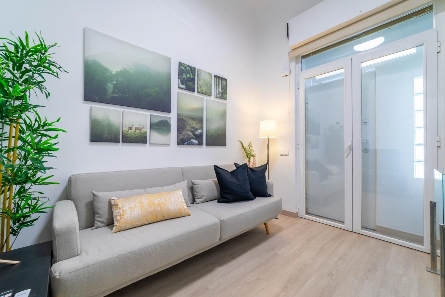 Sala de estar de Piso en venta en  Madrid Capital