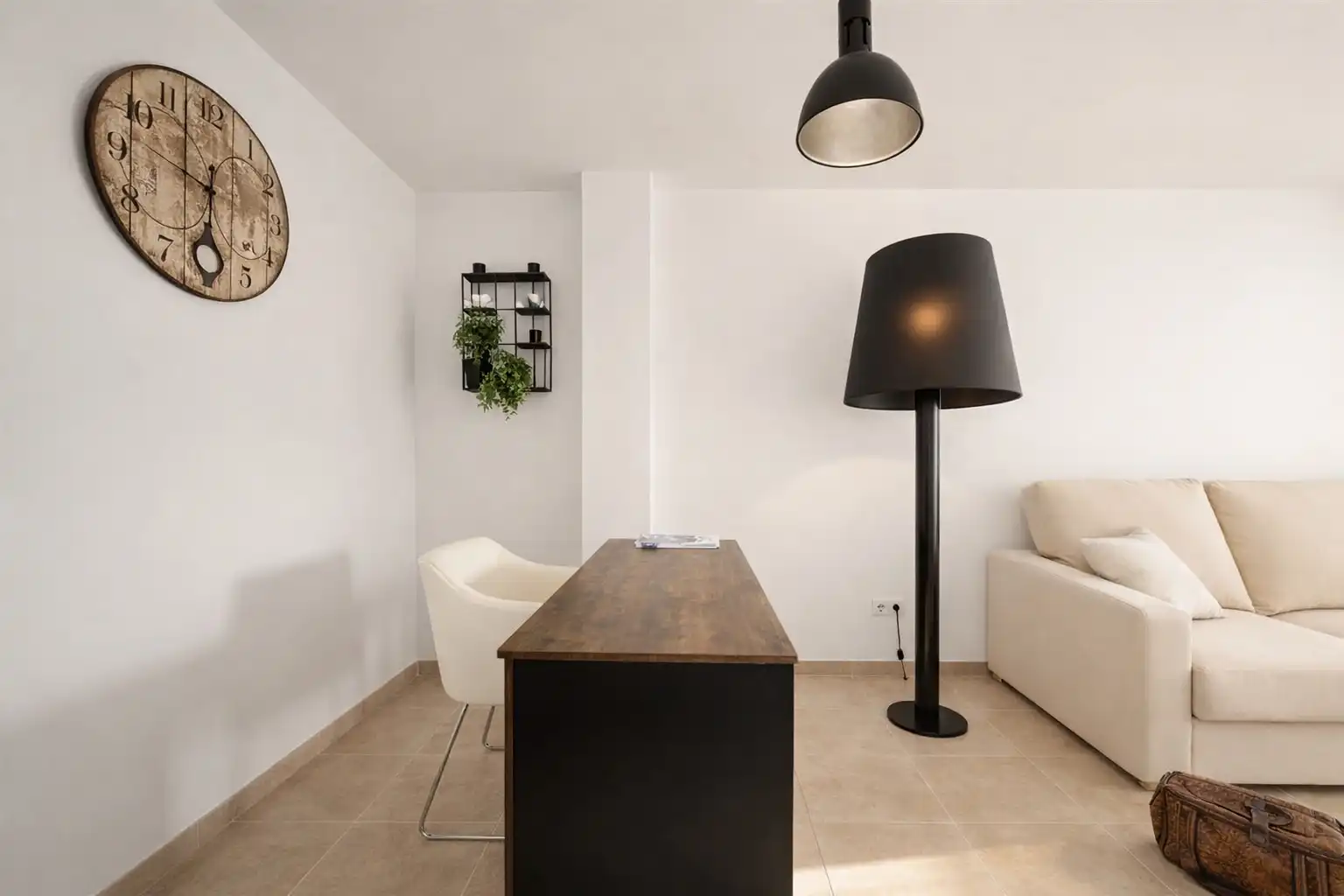 Sala de estar de Piso en venta en Roses con Aire acondicionado, Calefacción y Amueblado