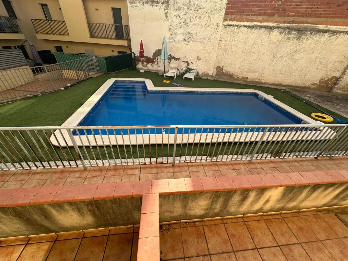Swimming pool of Flat for sale in Nulles, Tarragona