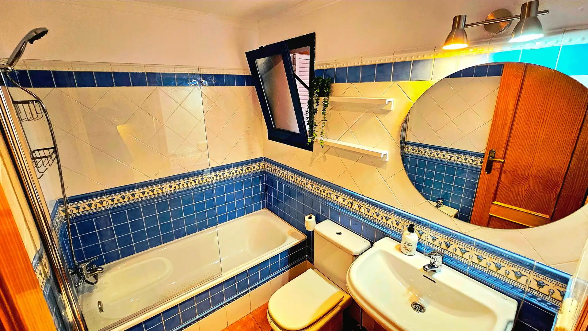 Bathroom of Houses for rent in Islantilla  with Private garden, Furnished and Oven