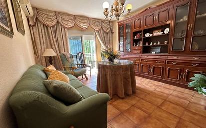 Living room of Flat for sale in  Jaén Capital