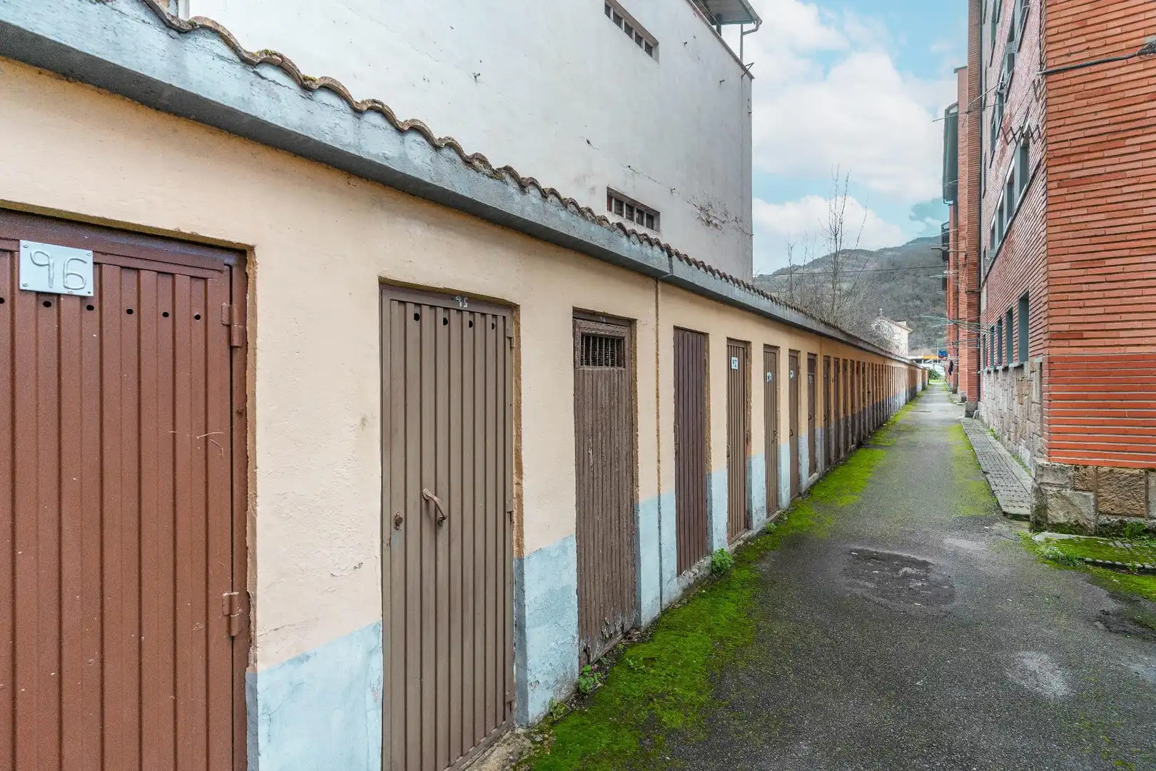Vista exterior de Piso en venta en Aller