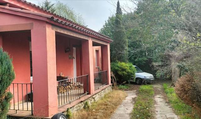 Casa-chalet en Venta en Barri en Tona