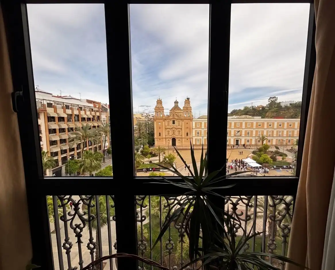 Vista exterior de Ático en venta en Huelva con Aire acondicionado, Terraza y Amueblado