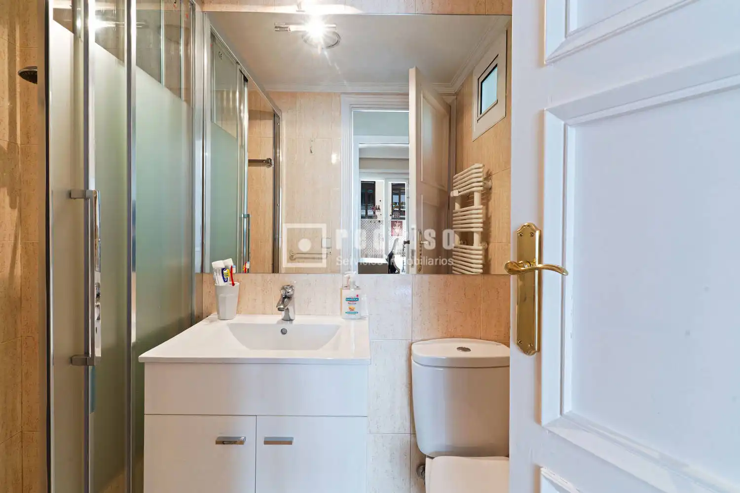 Baño de Piso en venta en Madrid con Aire acondicionado, Calefacción y Terraza