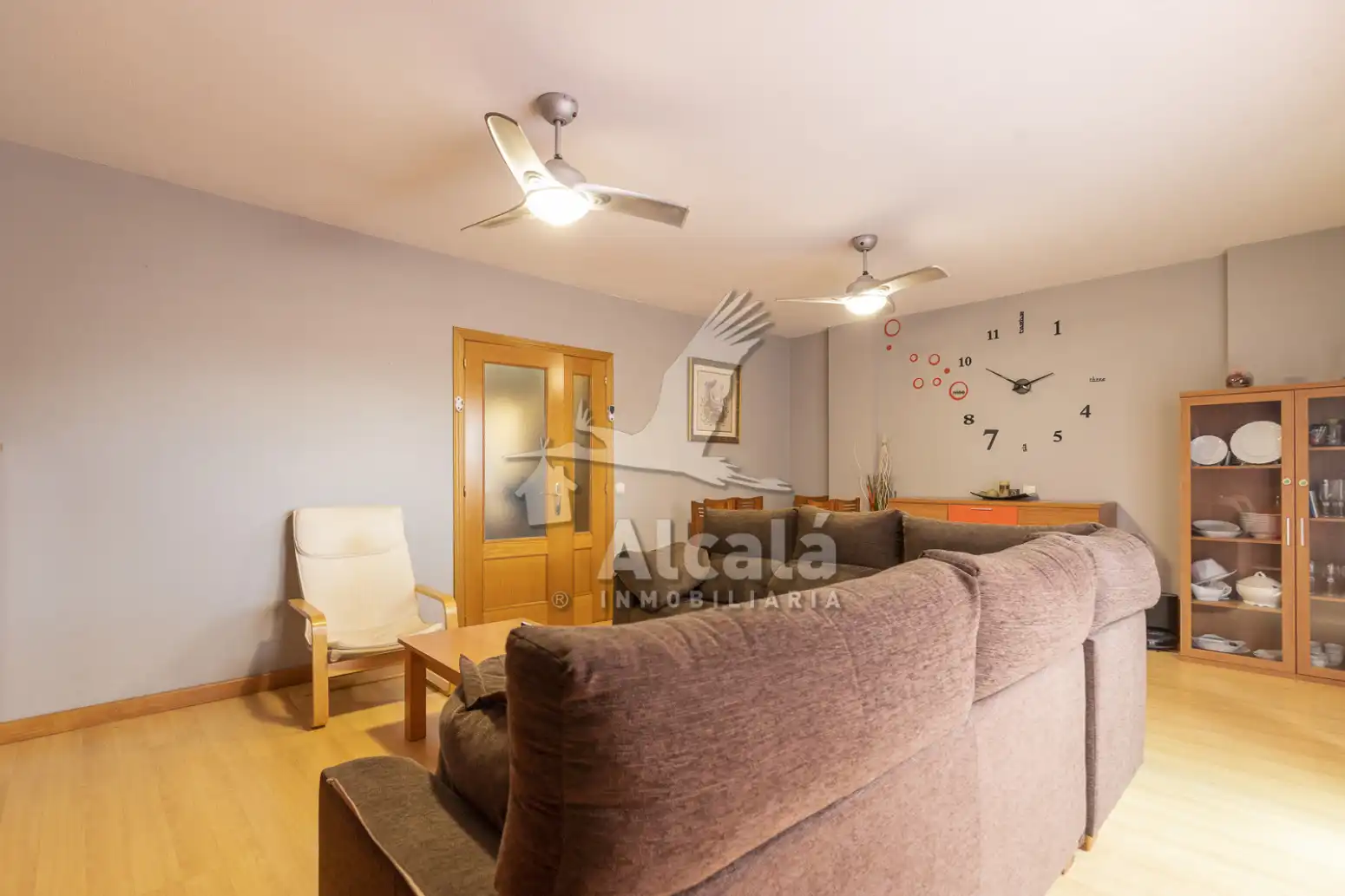 Sala de estar de Casa adosada en venta en Valdeavero con Aire acondicionado, Calefacción y Jardín privado
