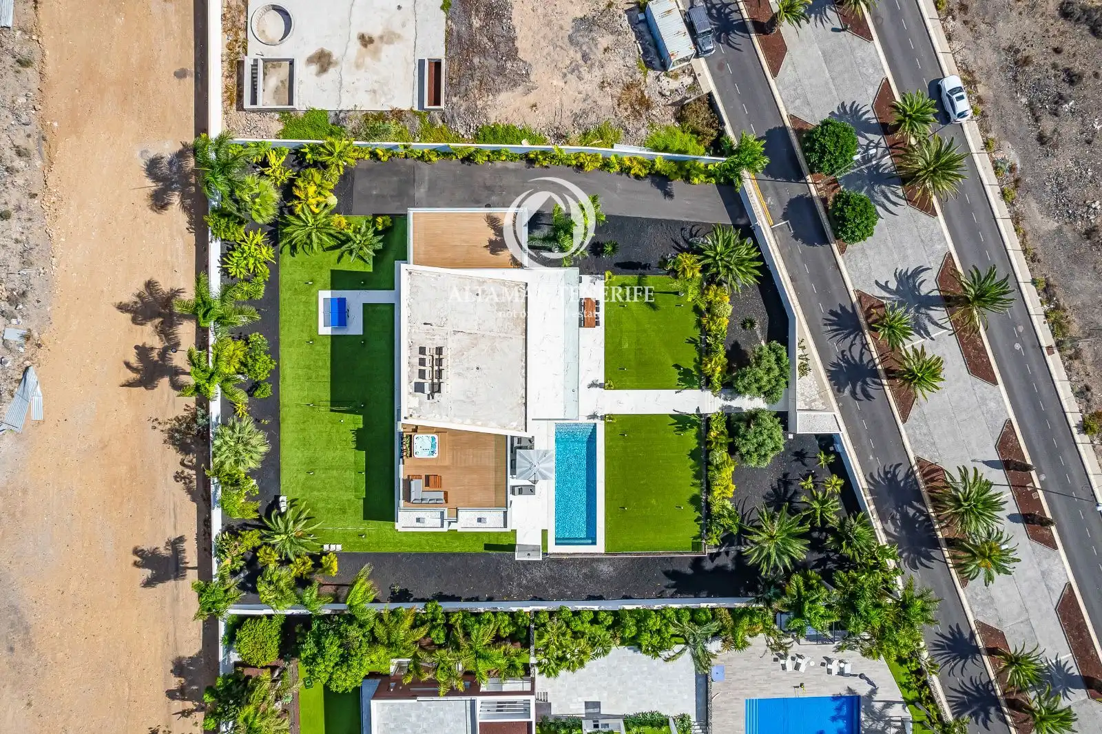 Vista exterior de Casa o xalet en venda en Costa Adeje