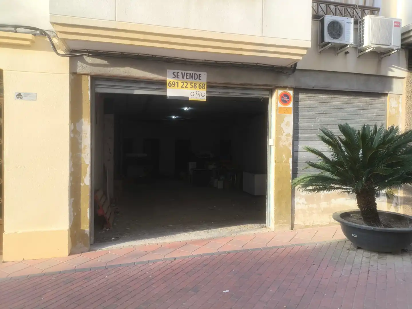 Locale commerciale in vendita a Pasaje las Infantas 4, imagen 2